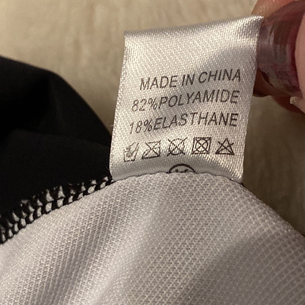 π Bathing Suit w Tummy Control - Picture 5 of 5